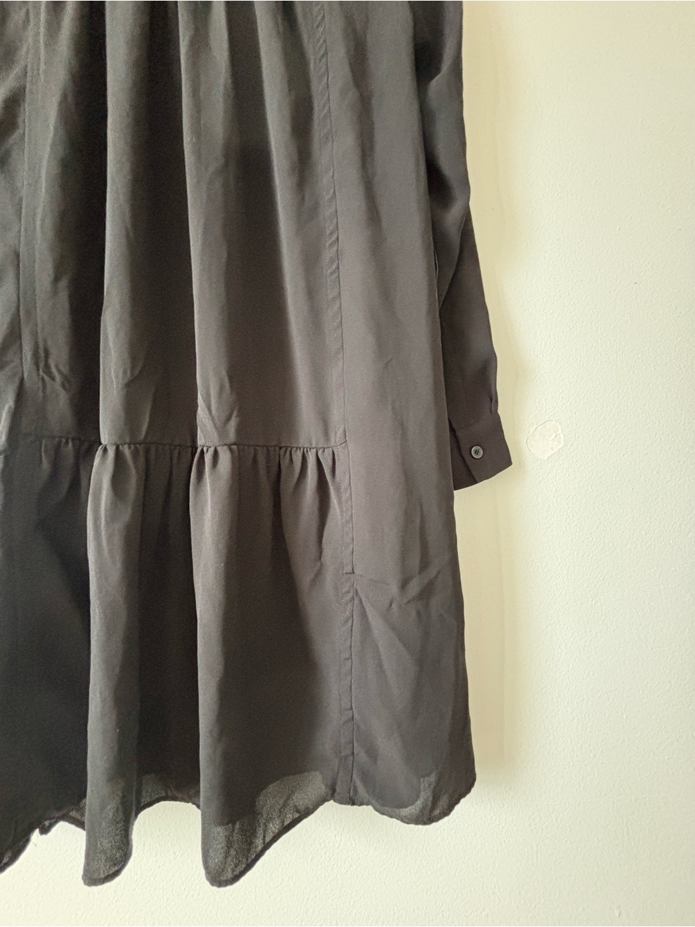 Banana Republic - Classic Black Long-Sleeve Tiered Shirt Dress - Picture 5 of 10
